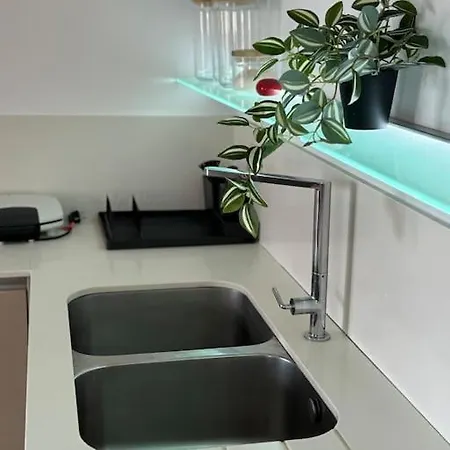 Apartment Leos Tirana