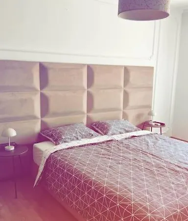 Apartment Leos *